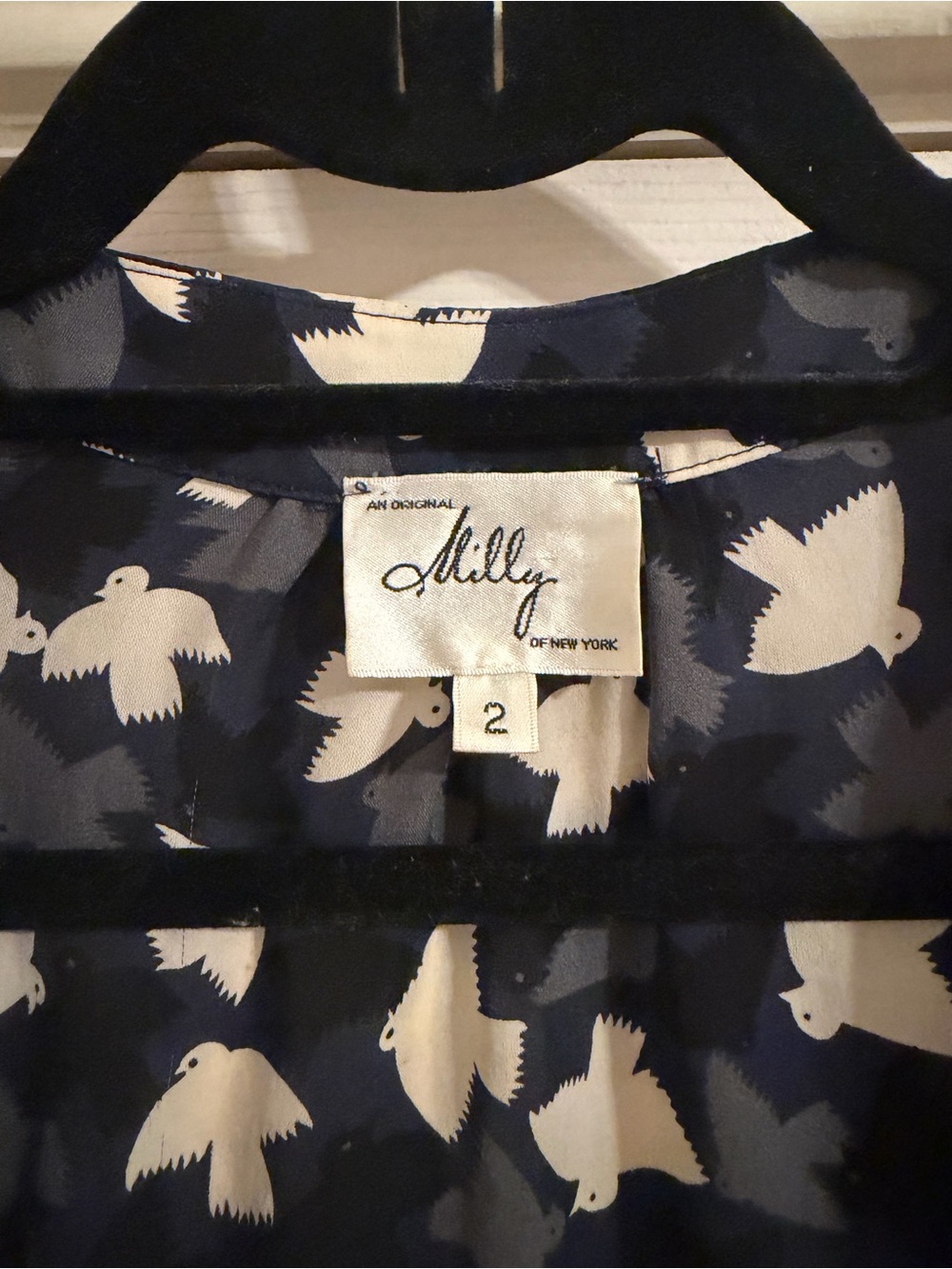 Milly of New York bird pattern blouse - 100% silk - Picture 3 of 4
